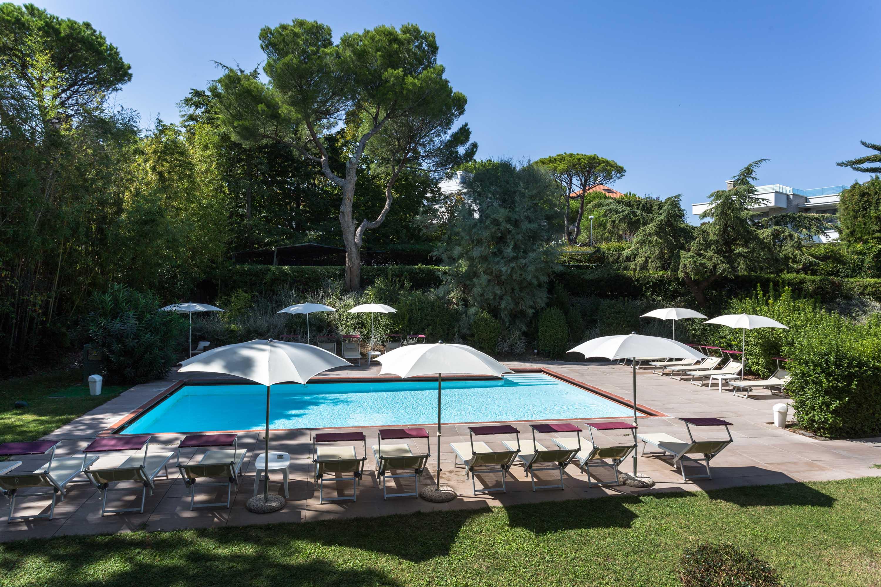 Residenze Al Colle Dei Pini Aparthotel Riccione Exterior foto