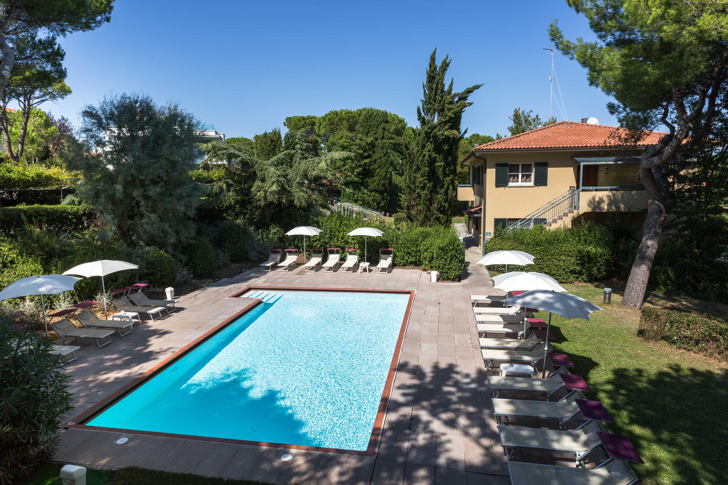 Residenze Al Colle Dei Pini Aparthotel Riccione Exterior foto